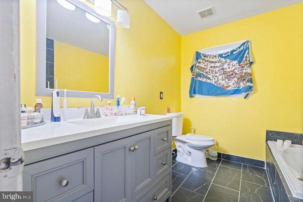 5362 Mansfield Court photo 39