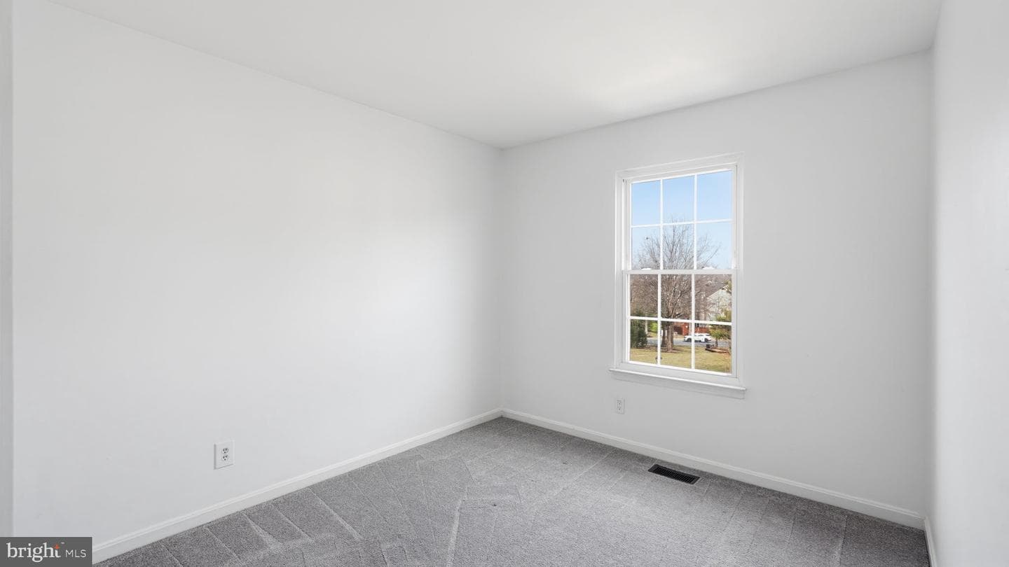 16800 Miranda Lane photo 22
