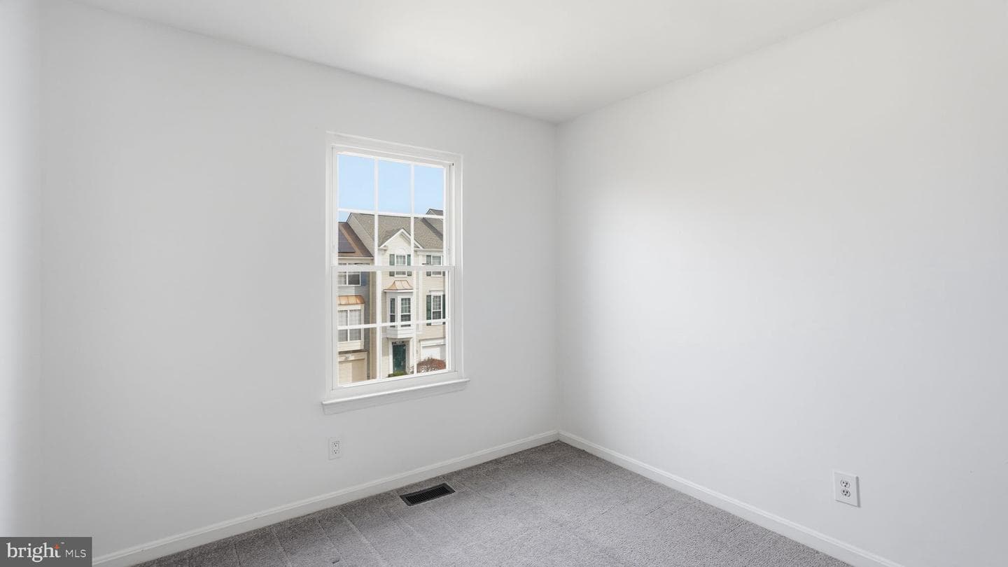 16800 Miranda Lane photo 23
