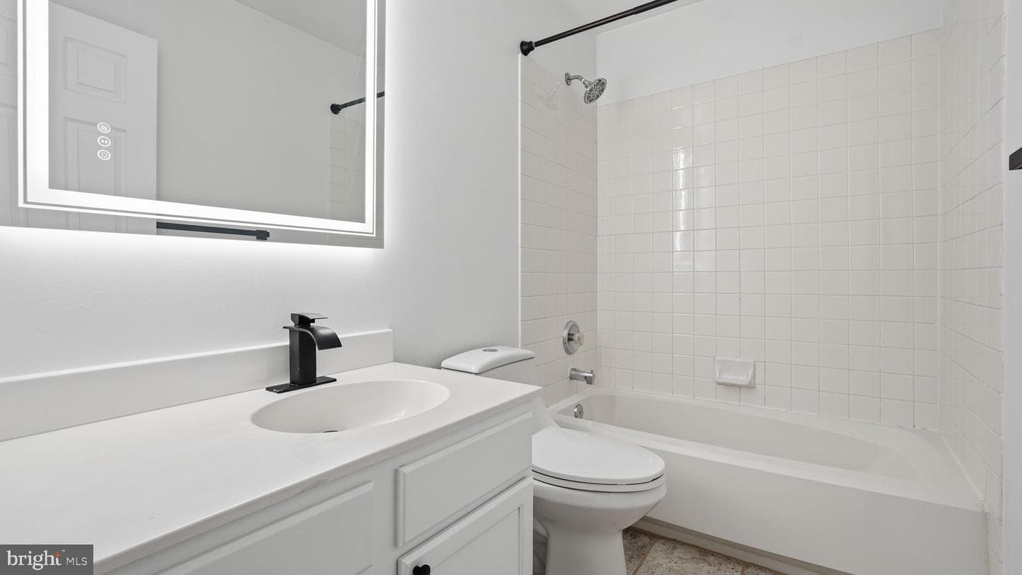 16800 Miranda Lane photo 34