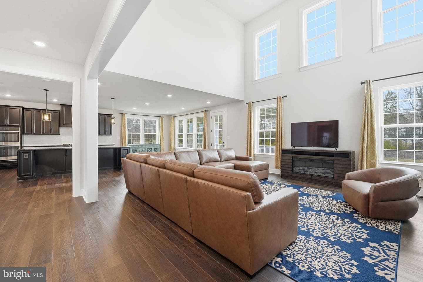 15642 Calum Court photo 2
