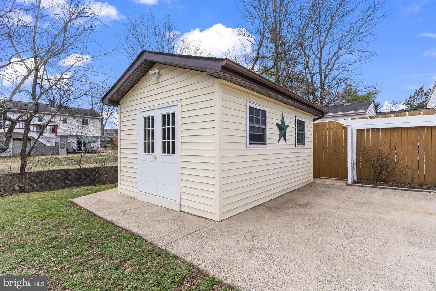 9649 Norfolk Street photo 24