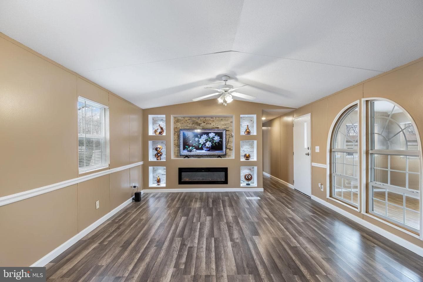 50 Dumfries Drive photo 6