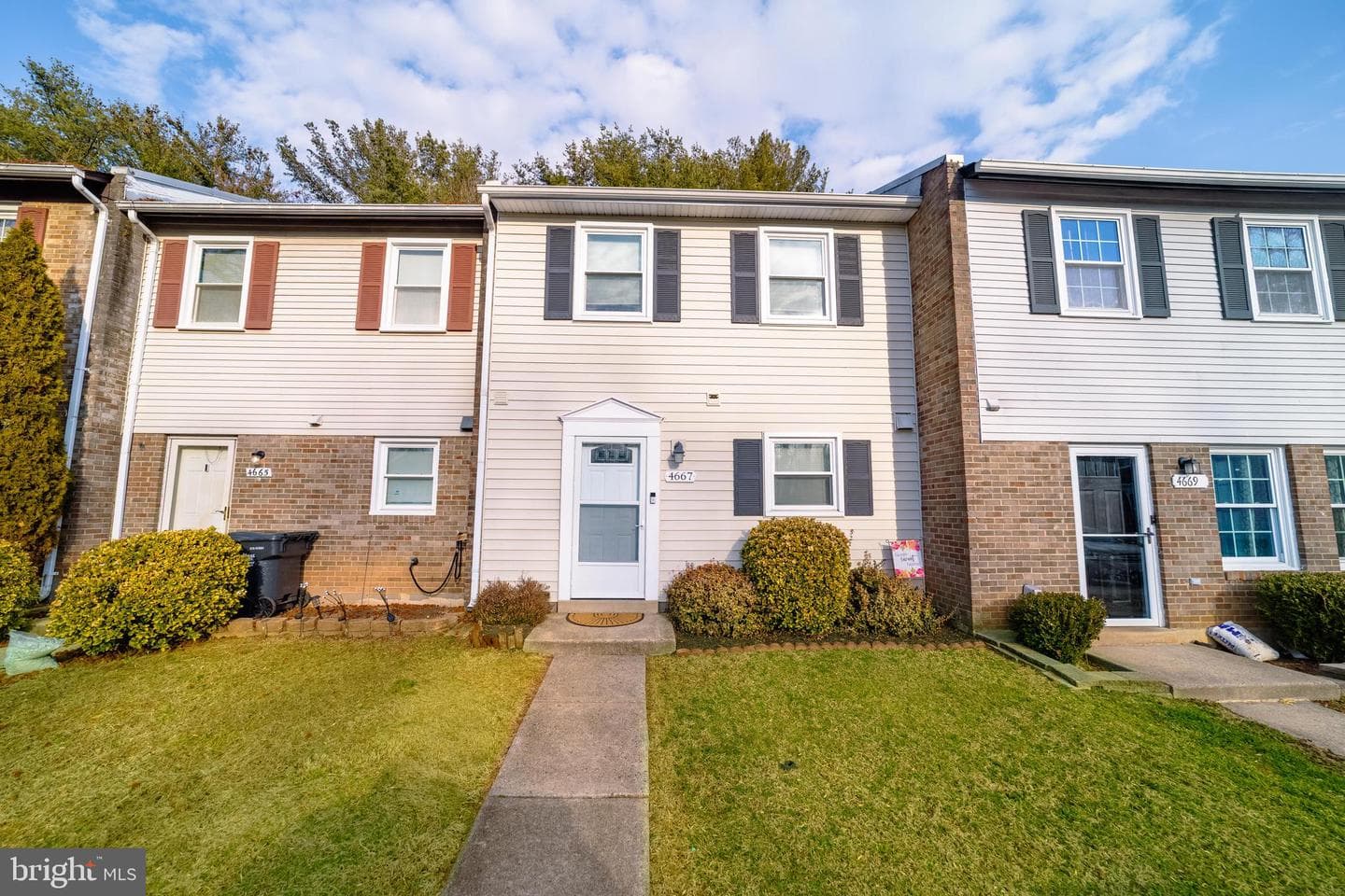 4667 Charlton Court