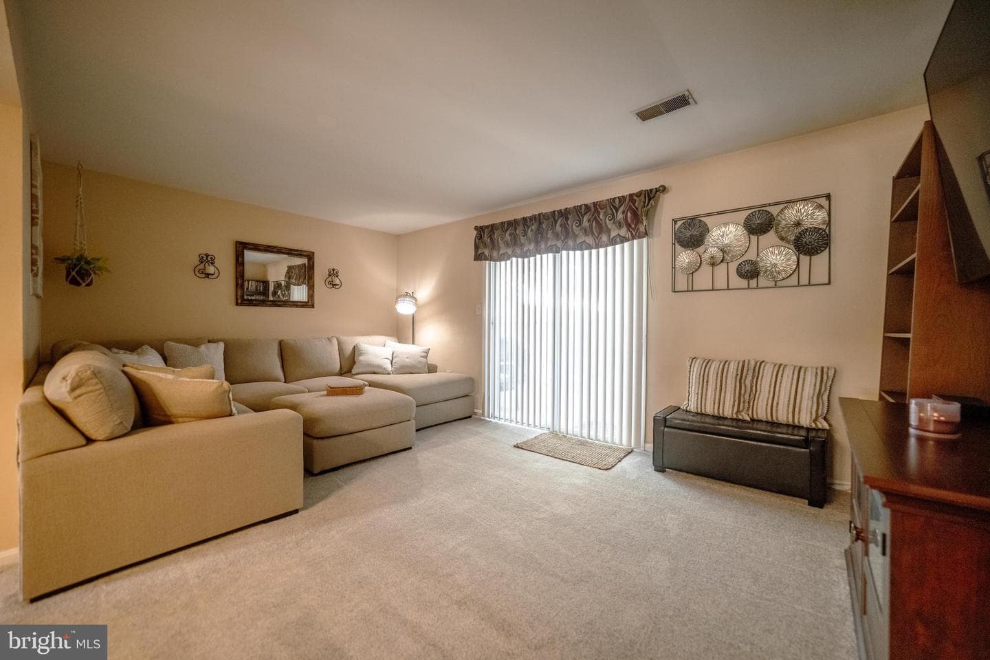 4667 Charlton Court photo 8