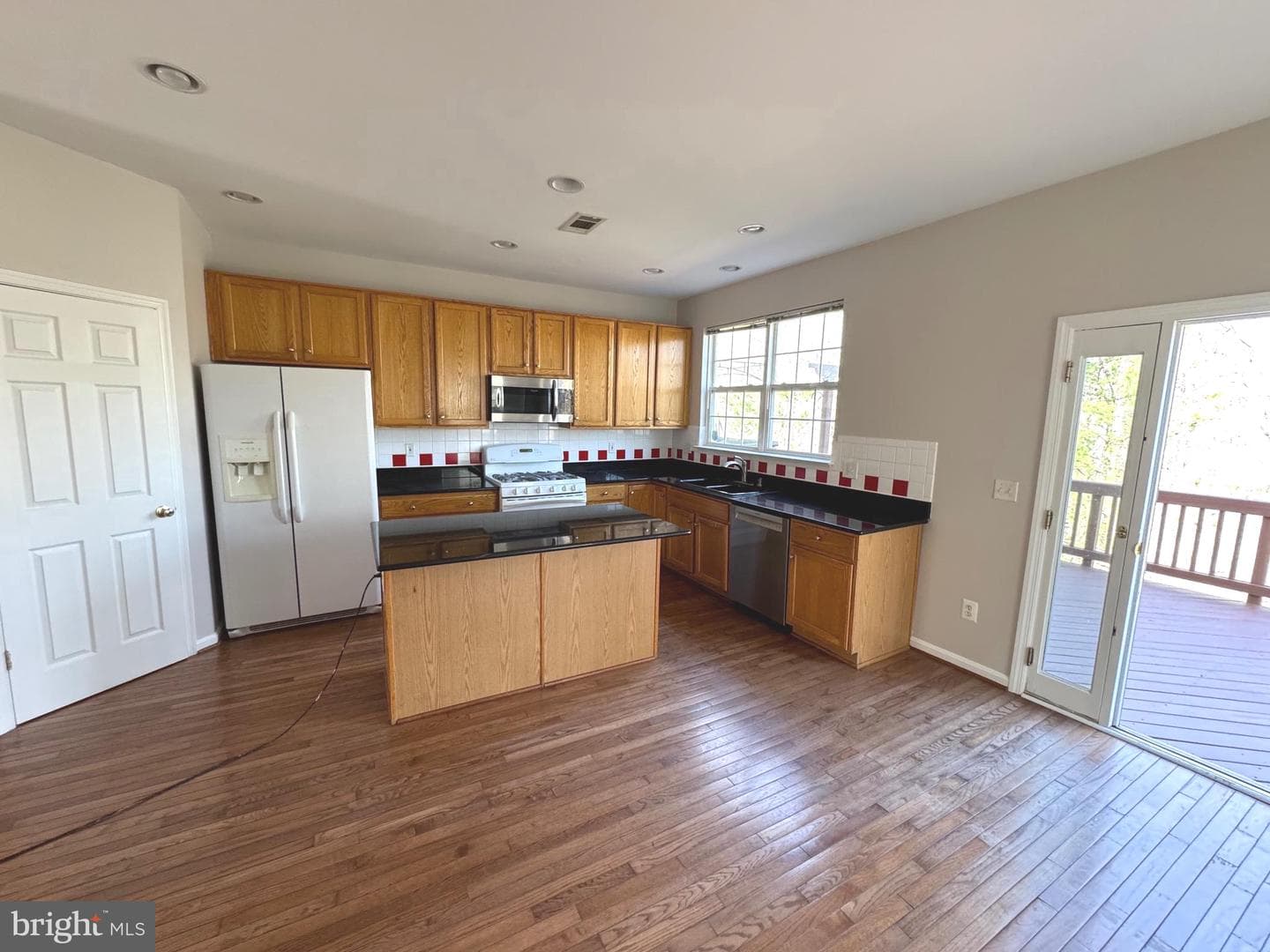 4395 Torrence Place photo 3