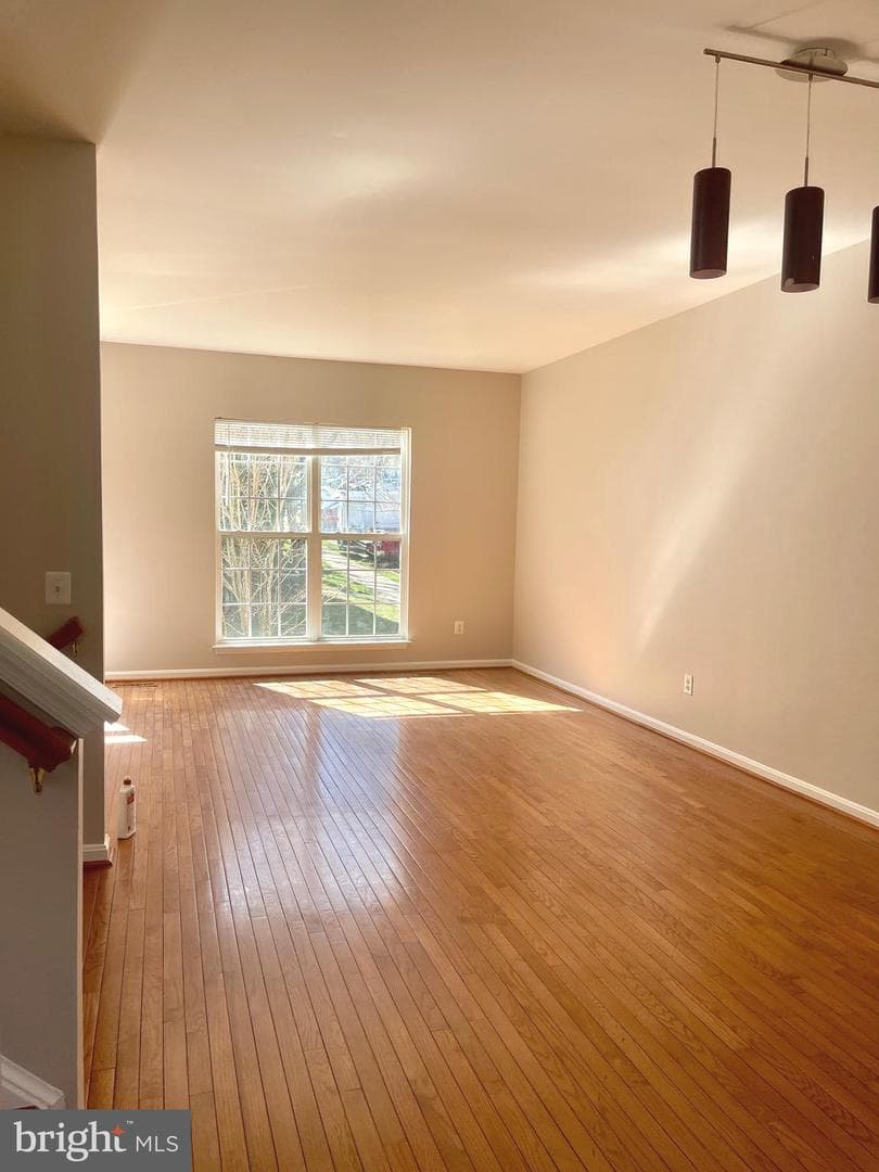 4395 Torrence Place photo 4