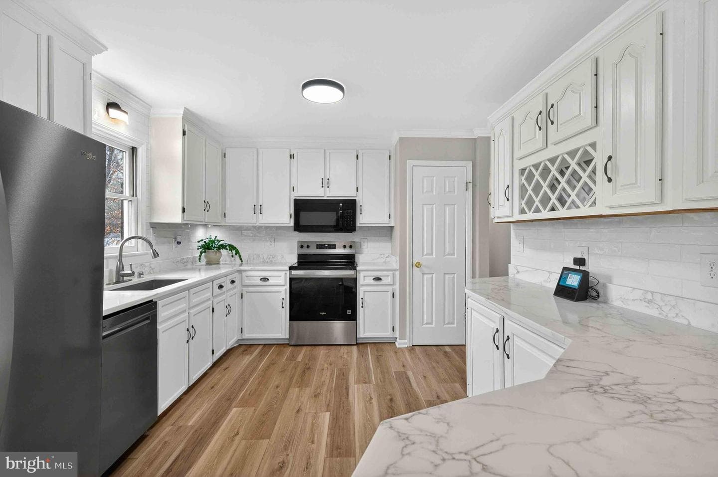 10314 Reid Lane photo 12
