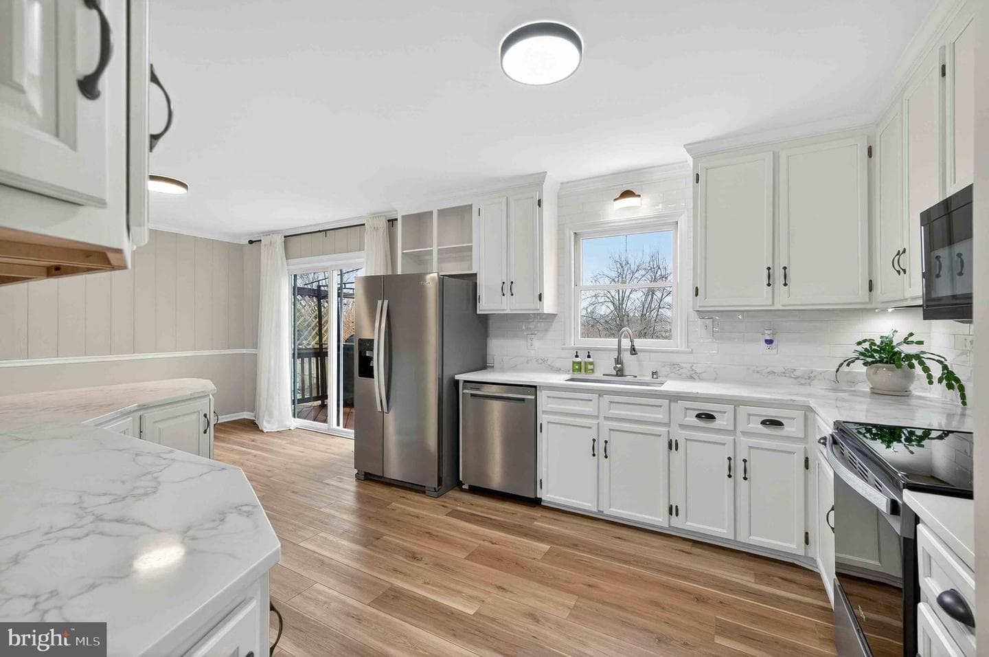 10314 Reid Lane photo 8