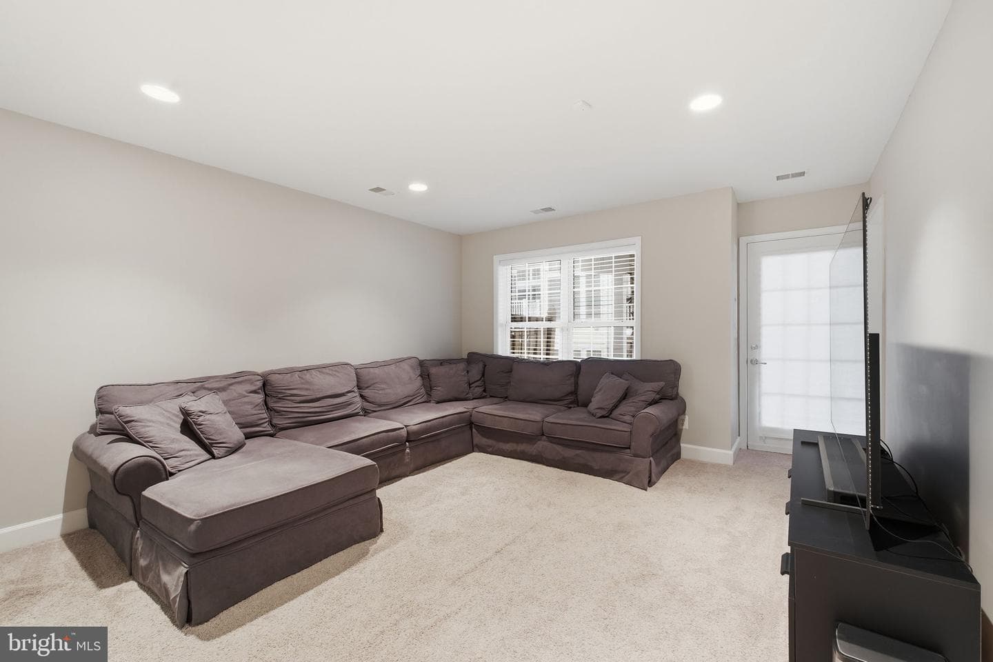 14671 Crossfield Way photo 4