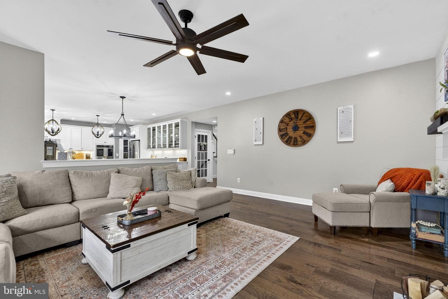 15629 Village Cove Place photo 32