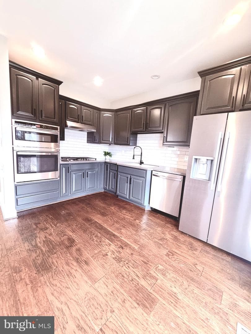 8943 Brewer Creek Place photo 4
