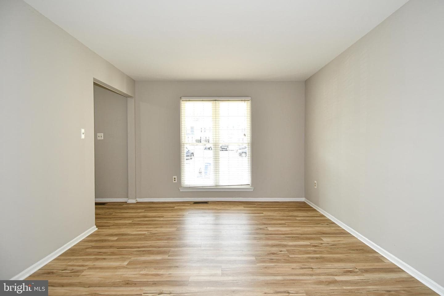 2944 Madeira Court photo 10