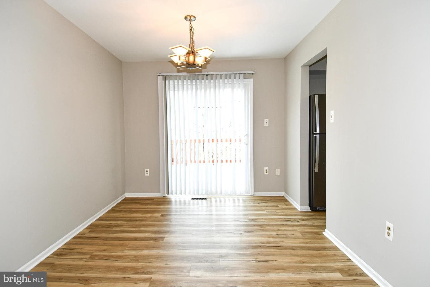 2944 Madeira Court photo 13
