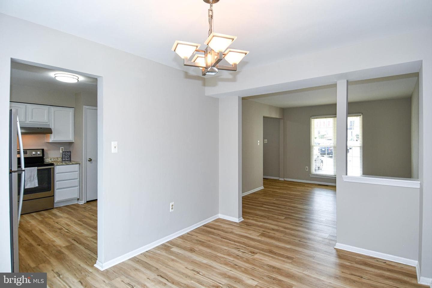2944 Madeira Court photo 14