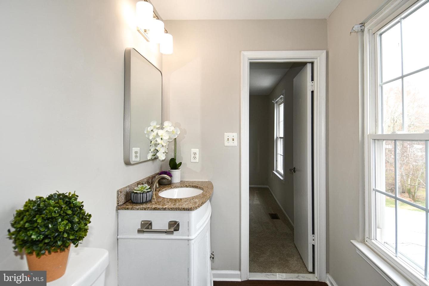 2944 Madeira Court photo 21