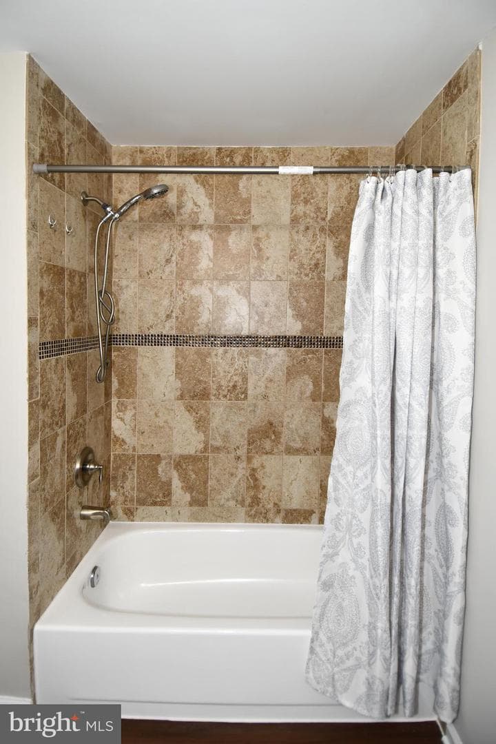 2944 Madeira Court photo 26