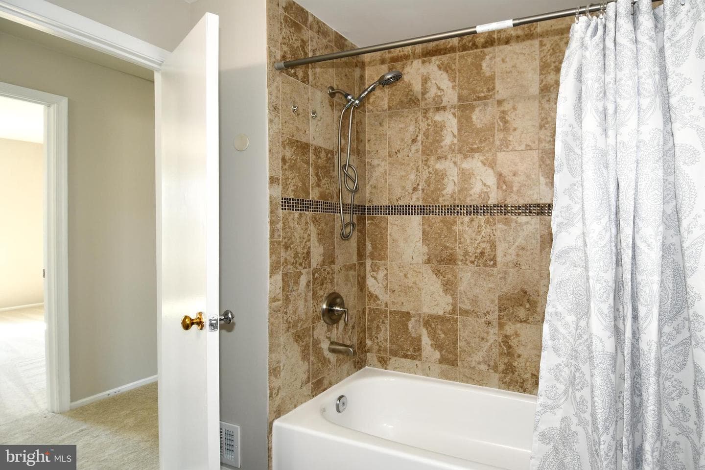 2944 Madeira Court photo 27