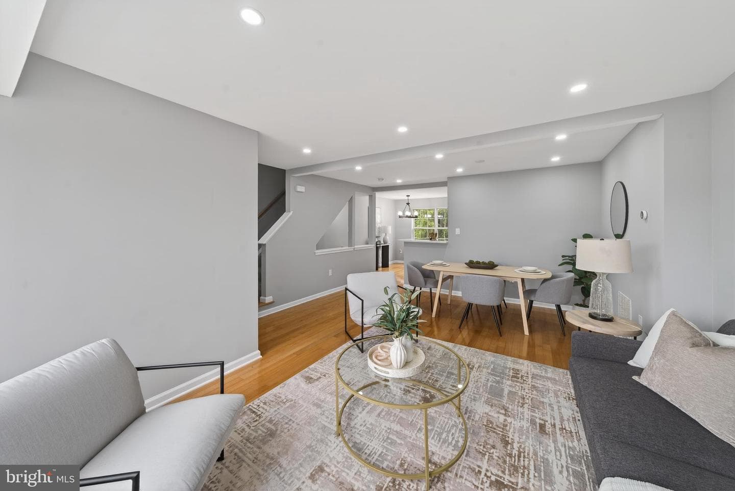 6934 Village Stream Place photo 11