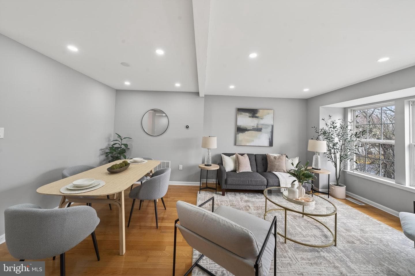 6934 Village Stream Place photo 14