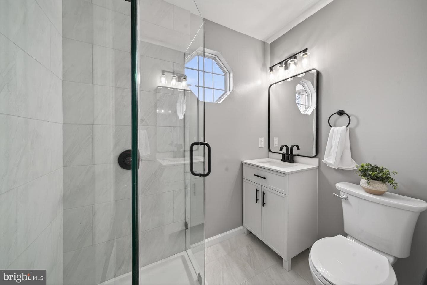 6934 Village Stream Place photo 15