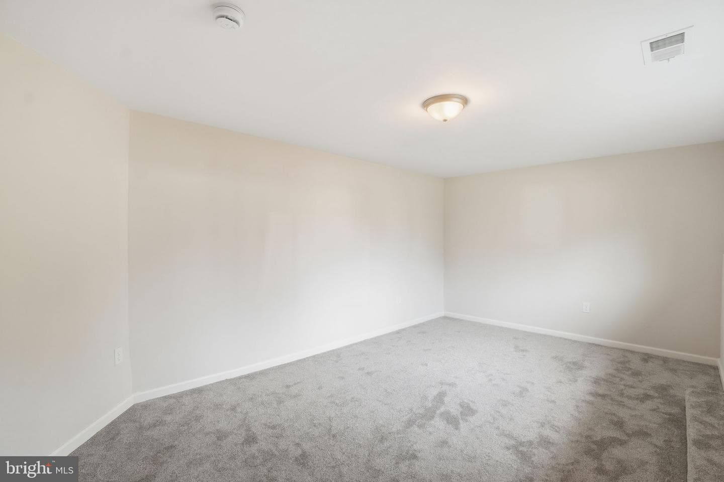 5545 Spangler Lane photo 20
