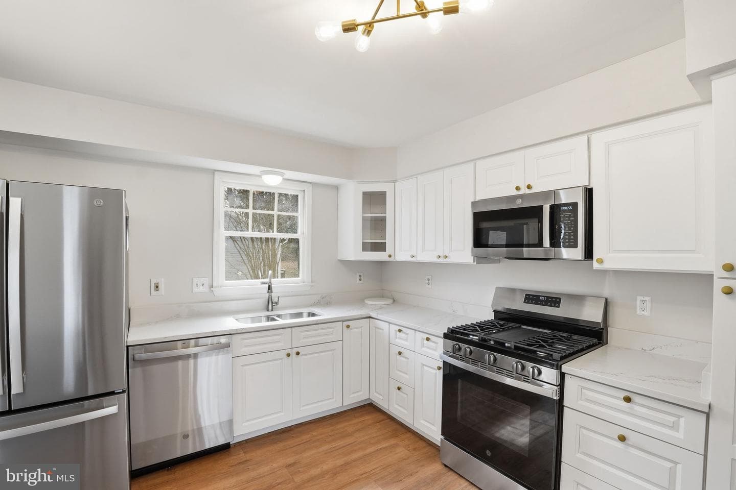 5545 Spangler Lane photo 9