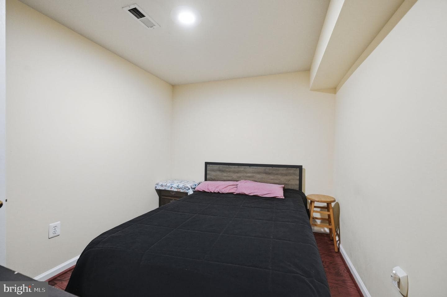 15113 Gaffney Circle photo 22