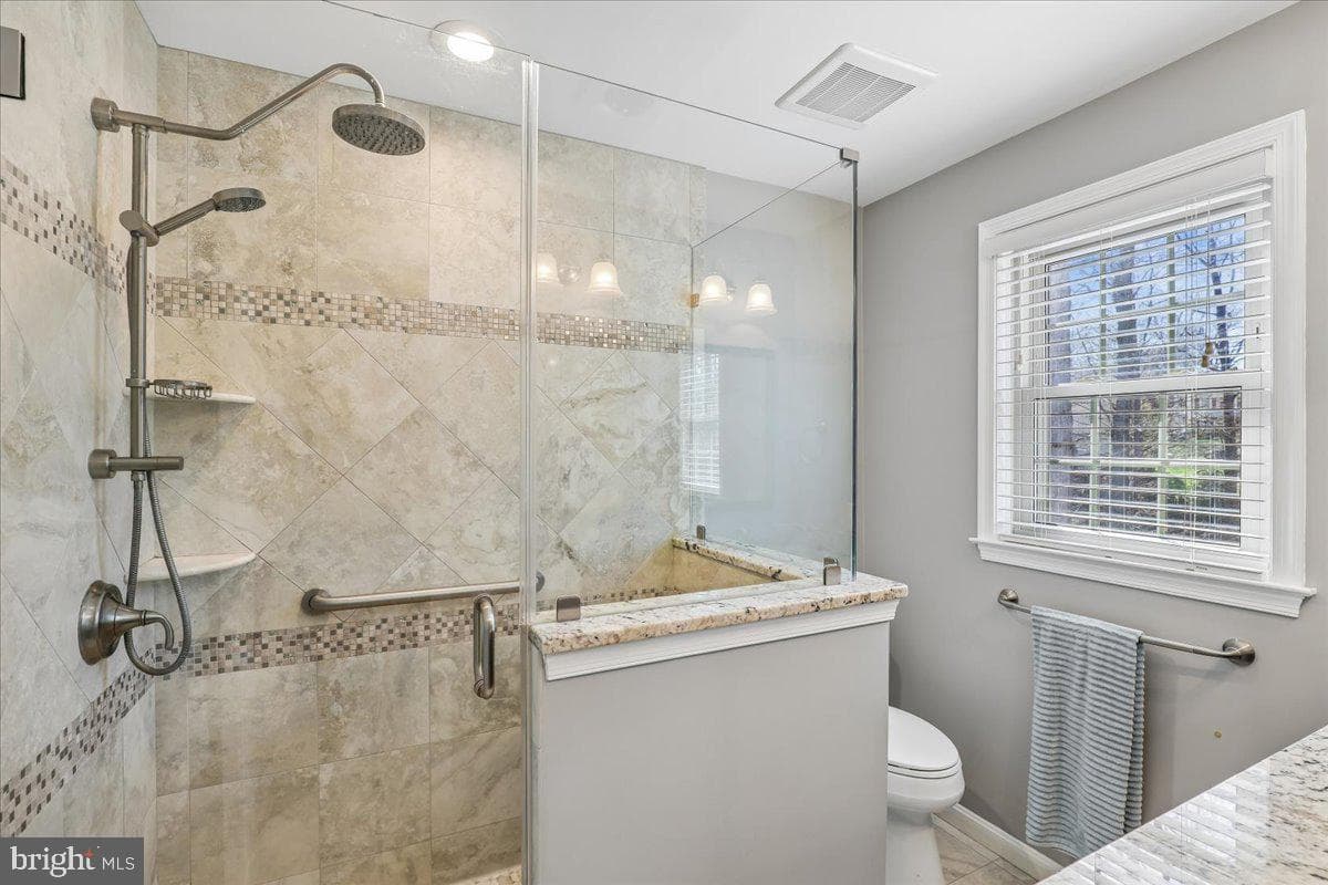 15432 Skyline Drive photo 4