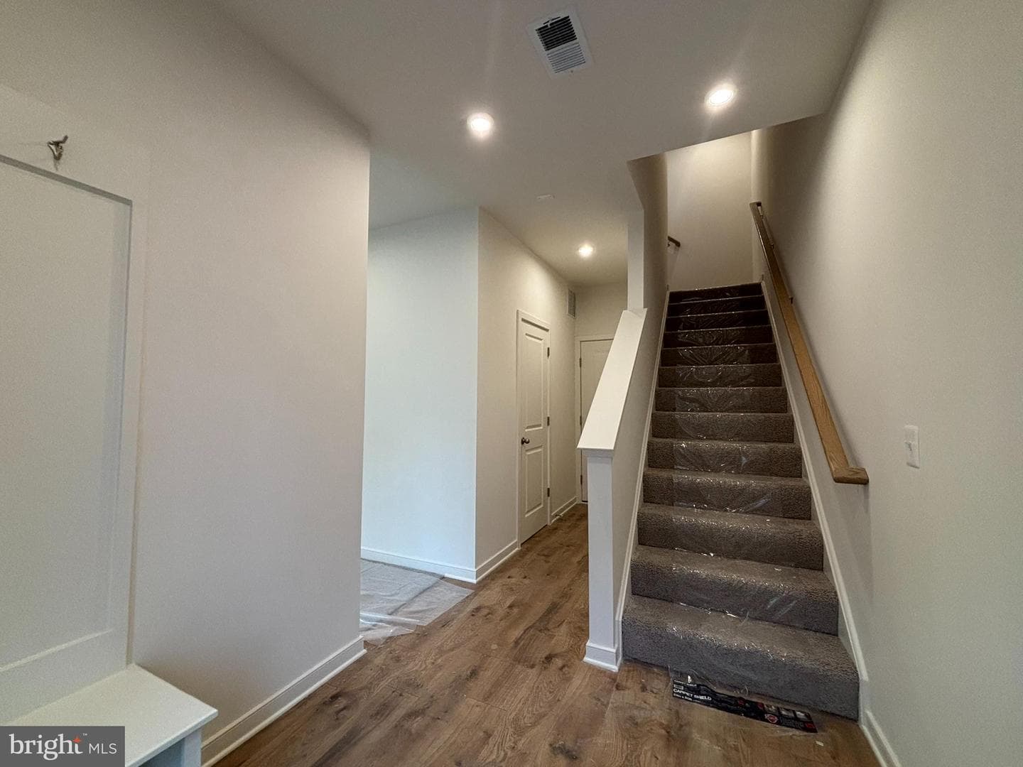 17966 Alicia Avenue photo 22