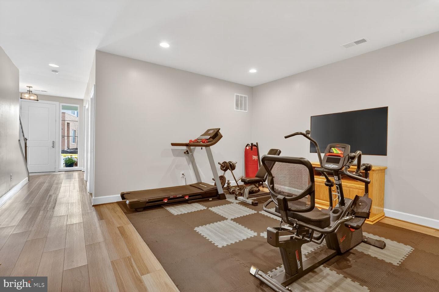 13890 Clear Lake Circle photo 7