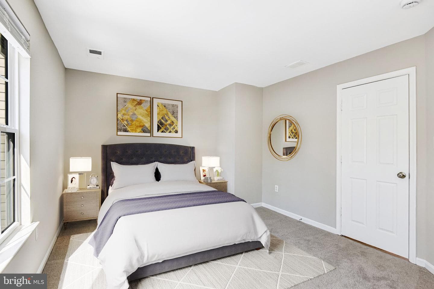 7572 Helmsdale Place photo 10