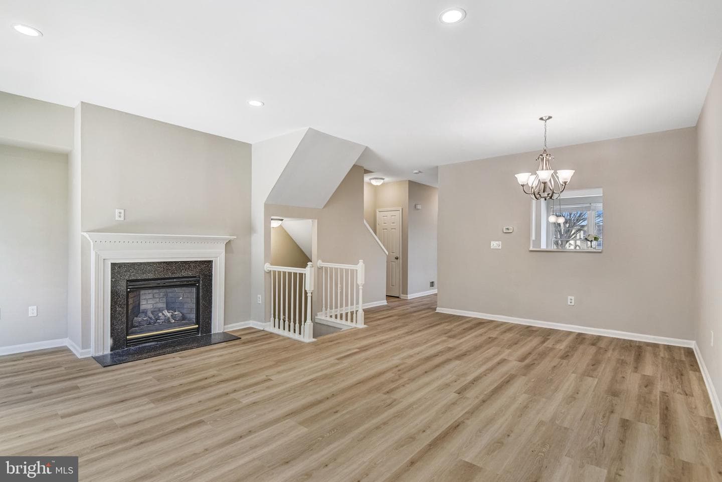 7572 Helmsdale Place photo 26