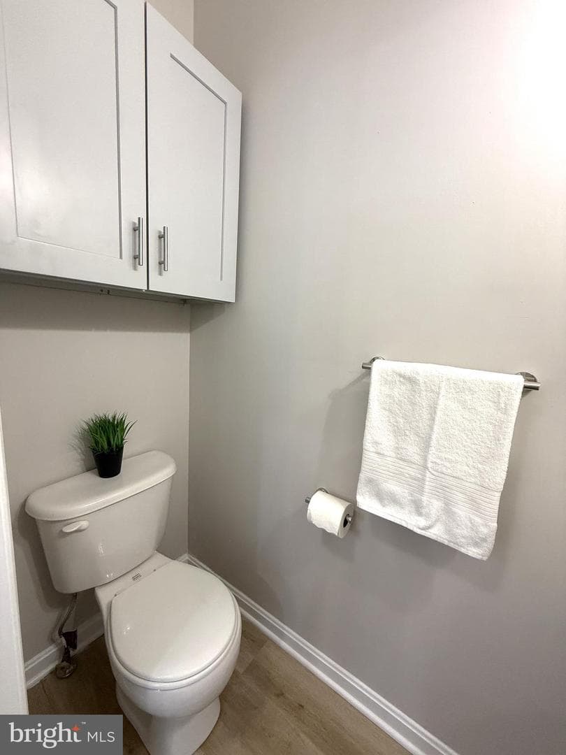 7572 Helmsdale Place photo 28