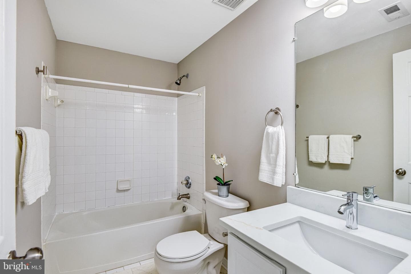 7572 Helmsdale Place photo 51