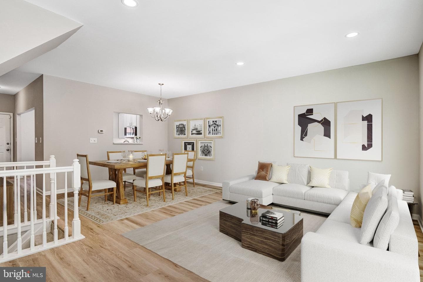 7572 Helmsdale Place photo 8