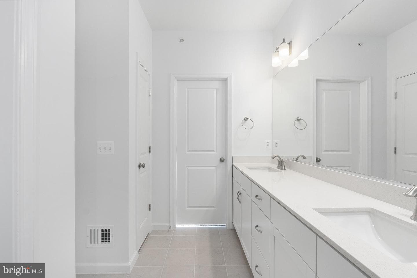 2550 Neabsco Common Place photo 27