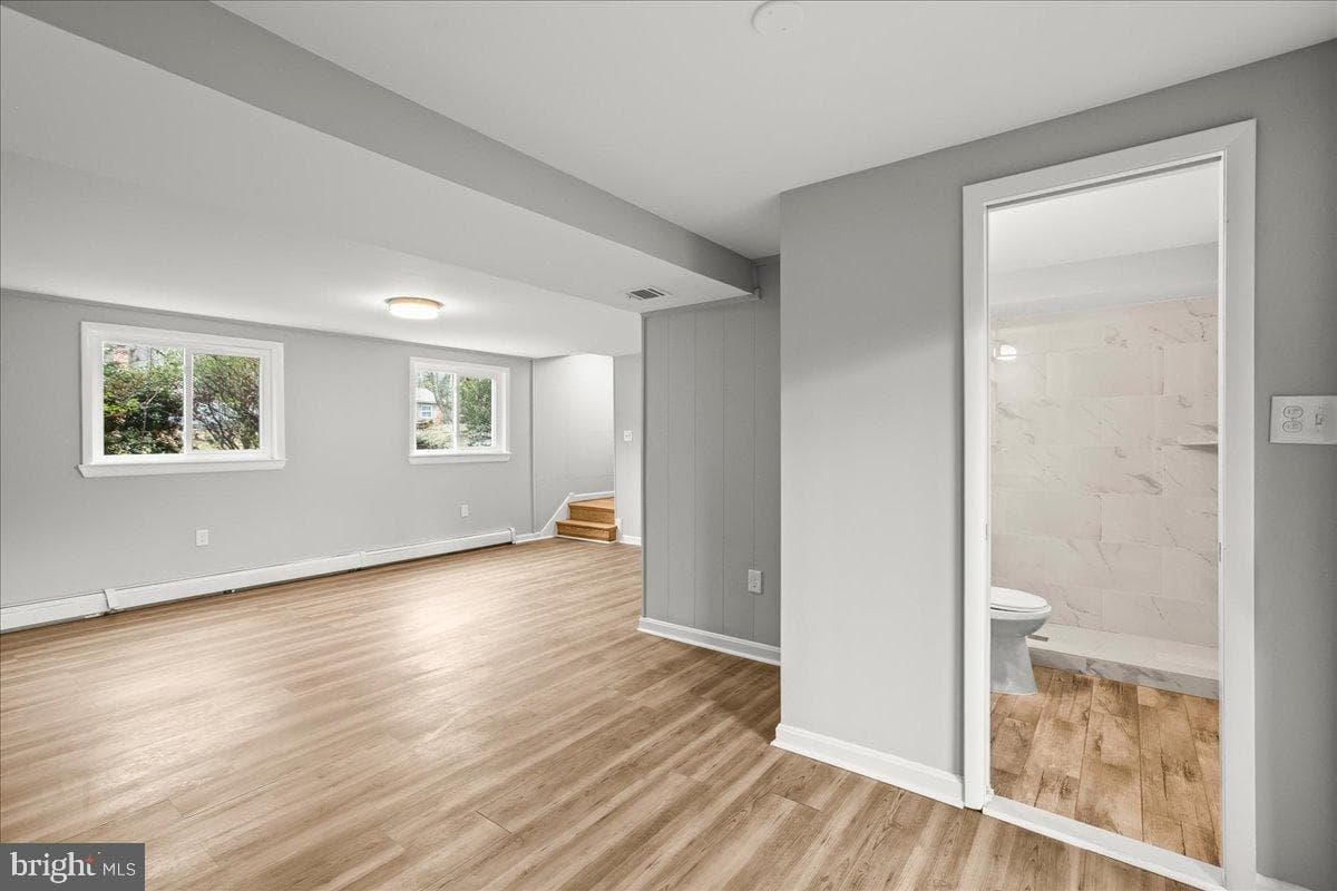 14709 Anderson Street photo 25