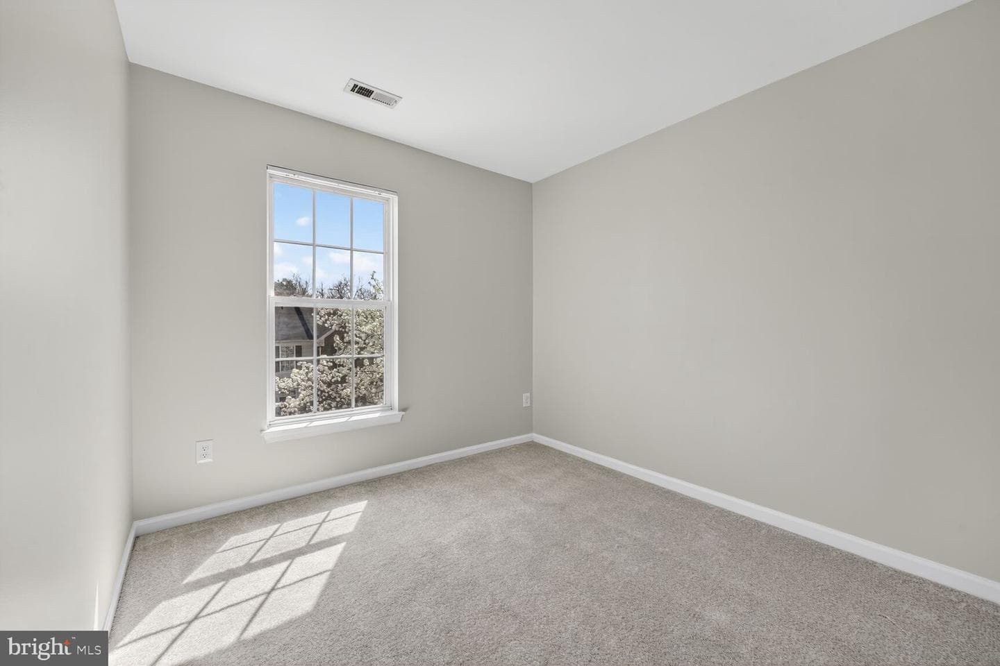 1252 Corbett Place photo 51