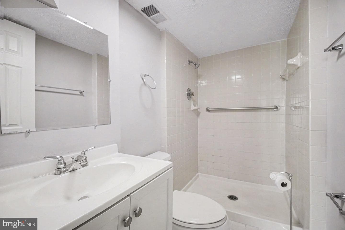 12698 Greenhall Drive photo 18