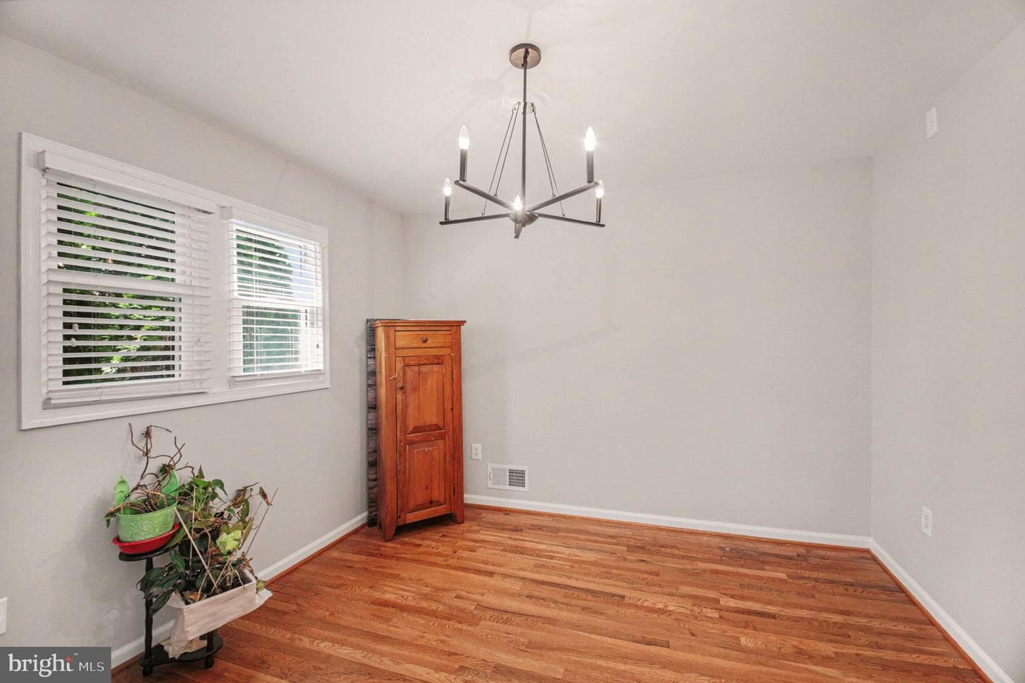 12698 Greenhall Drive photo 8