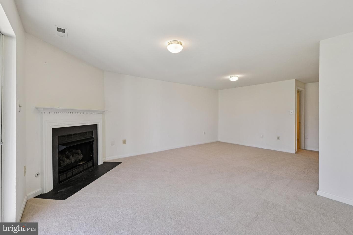 15729 Lansdale Place photo 34