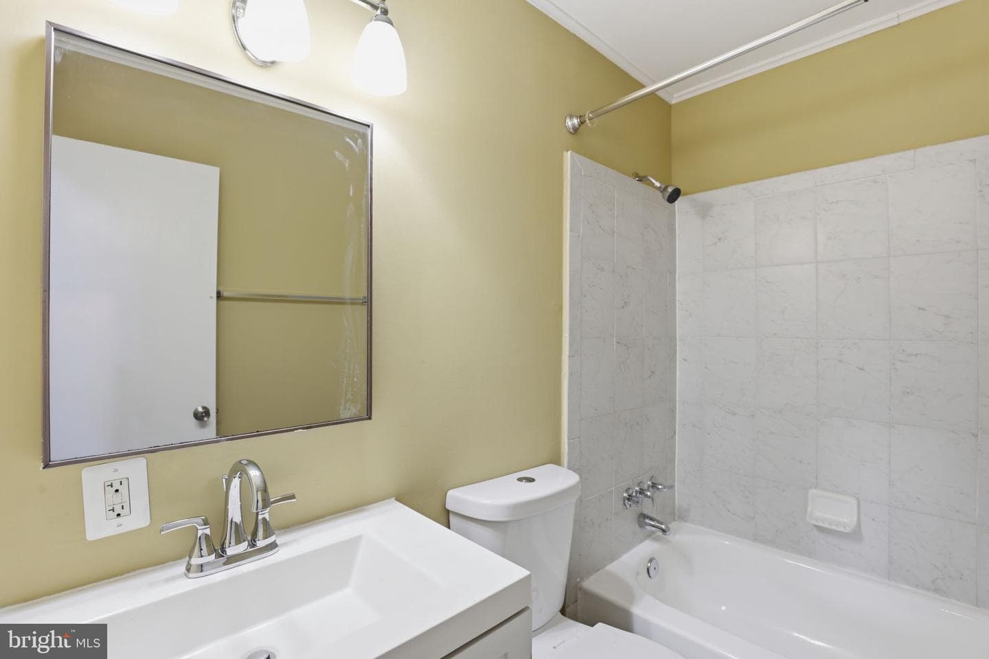 10107 Henry Court photo 16