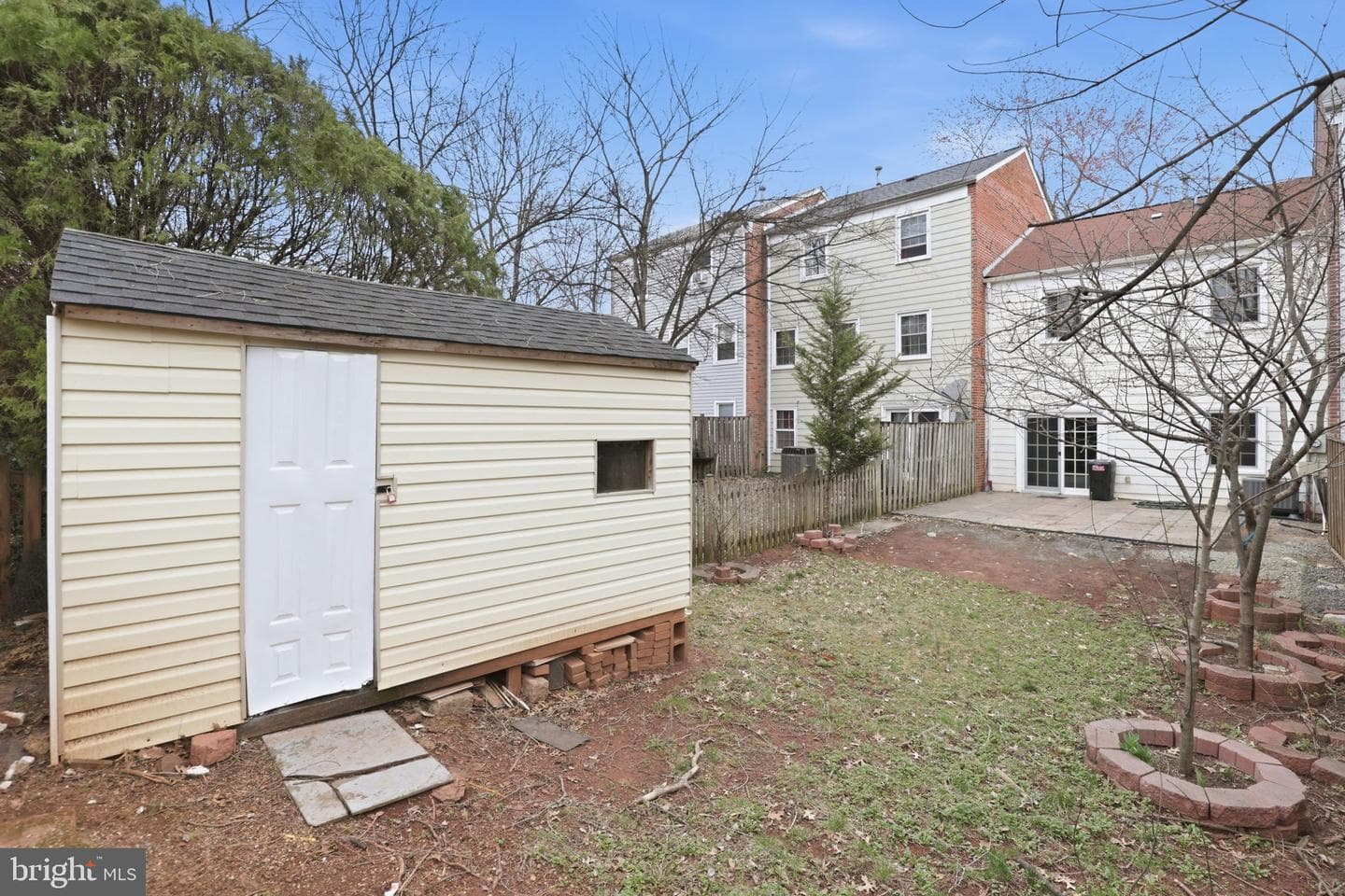 10107 Henry Court photo 28