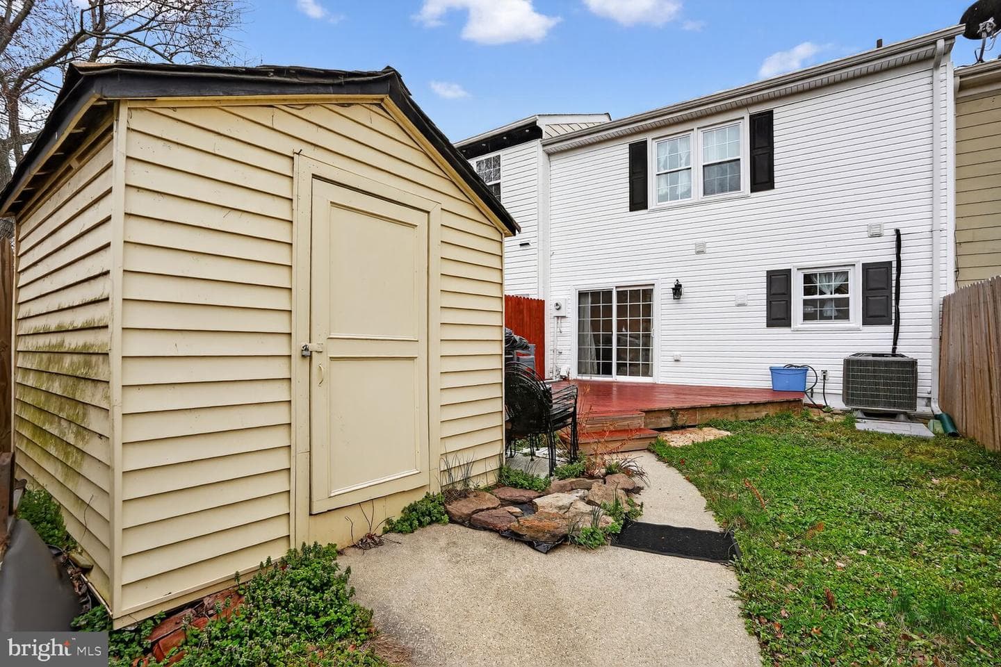 12306 Woodlawn Court photo 14