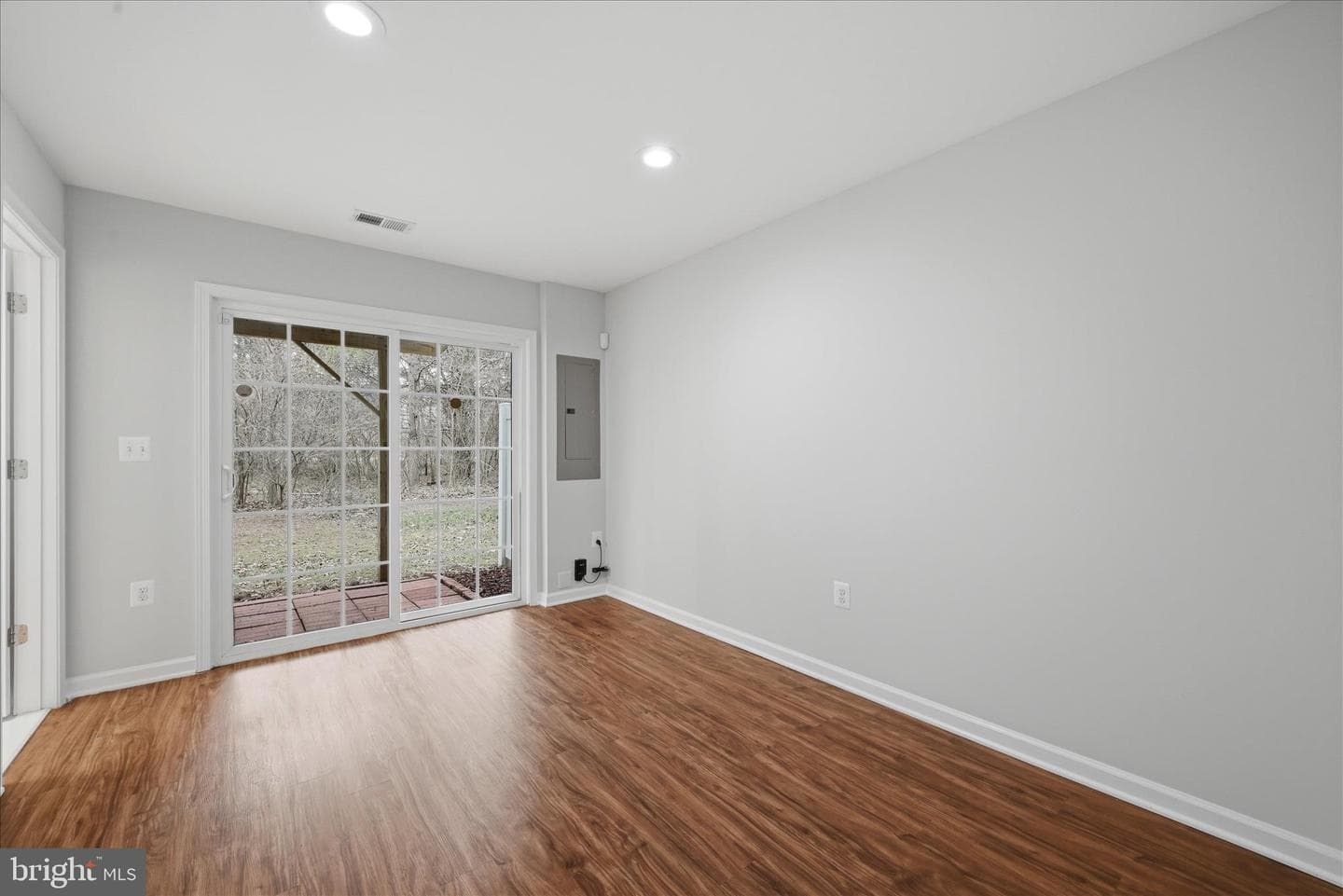 8206 Heritage Crossing Court photo 28