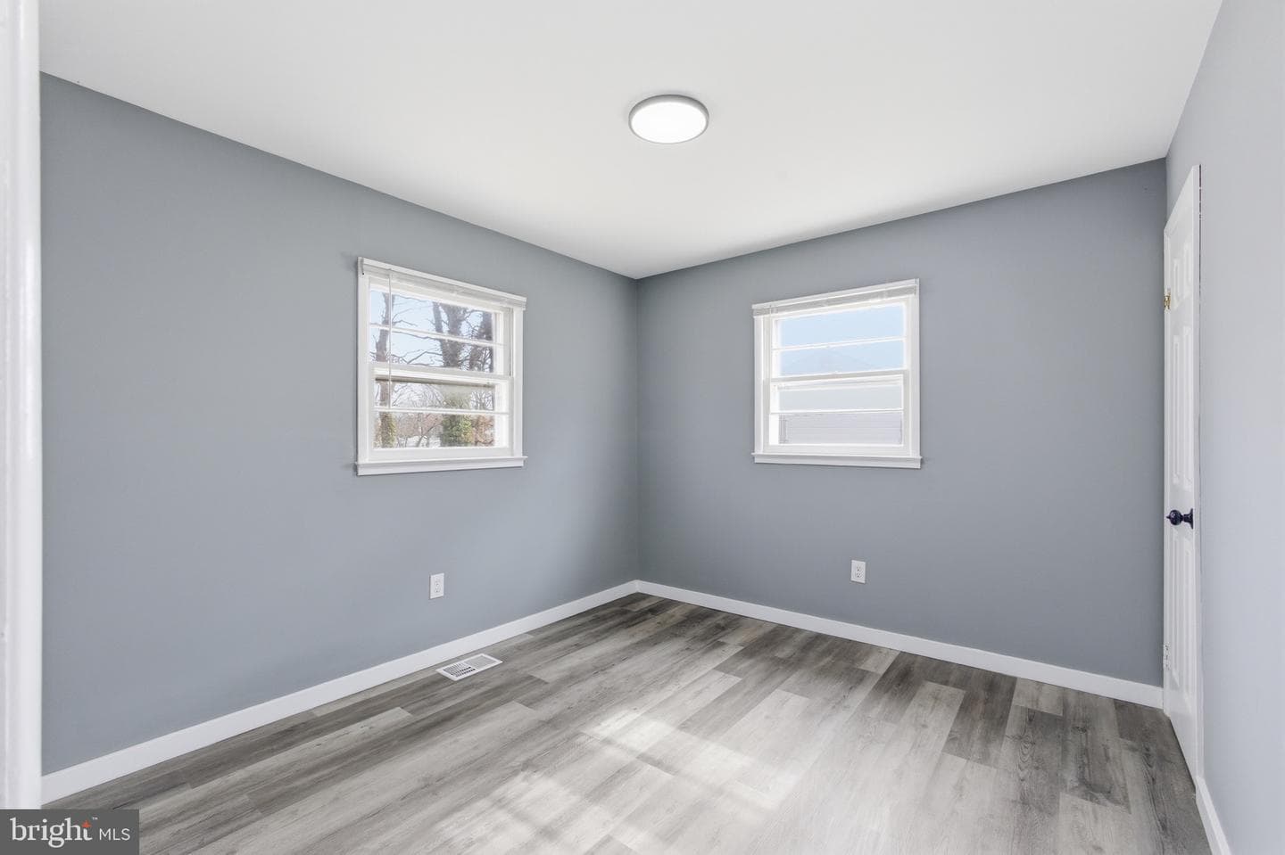 14211 Randall Drive photo 10
