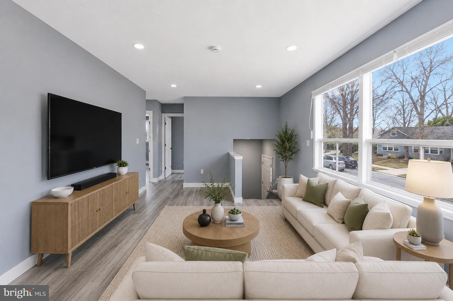 14211 Randall Drive photo 2