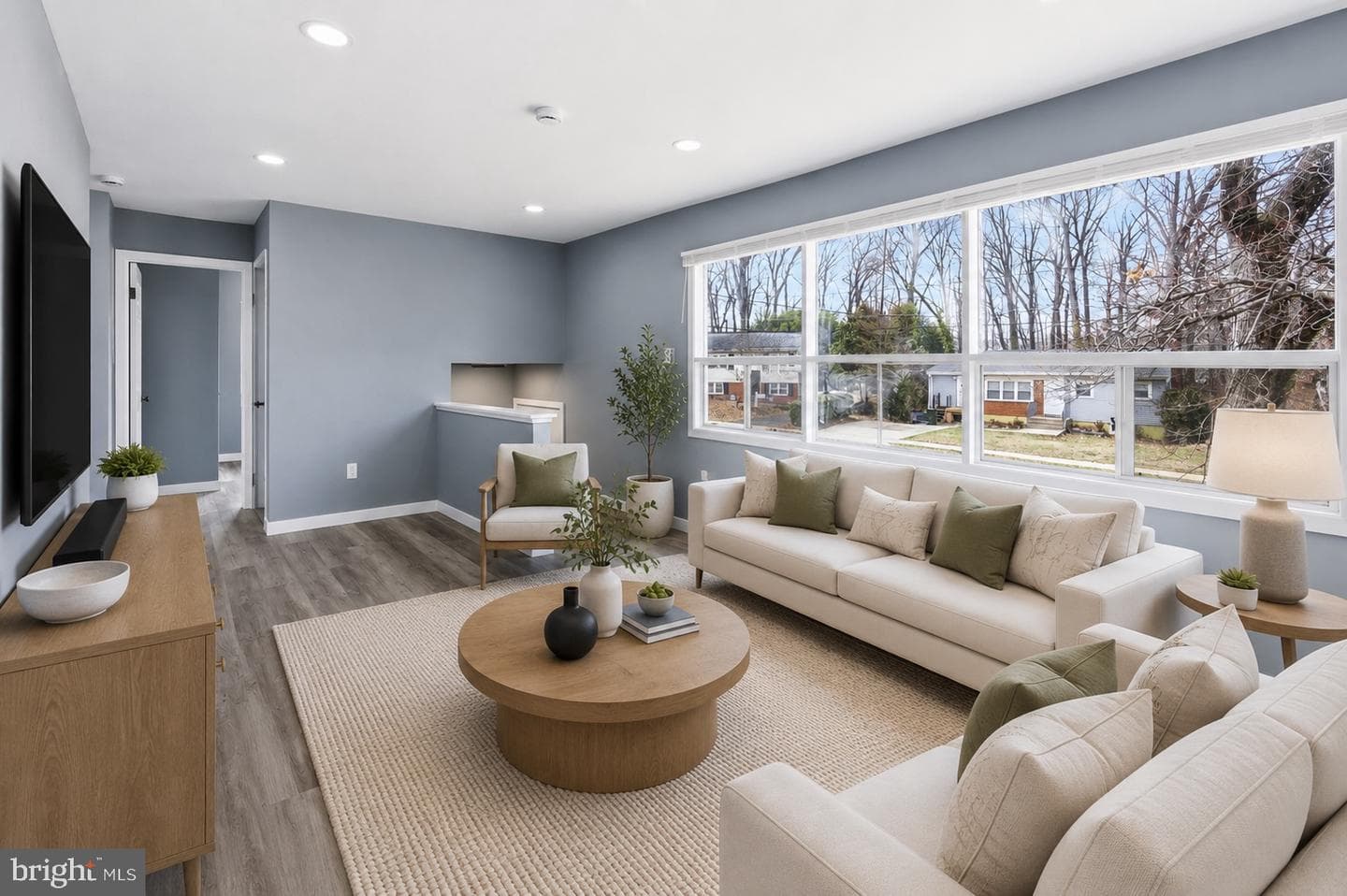14211 Randall Drive photo 3