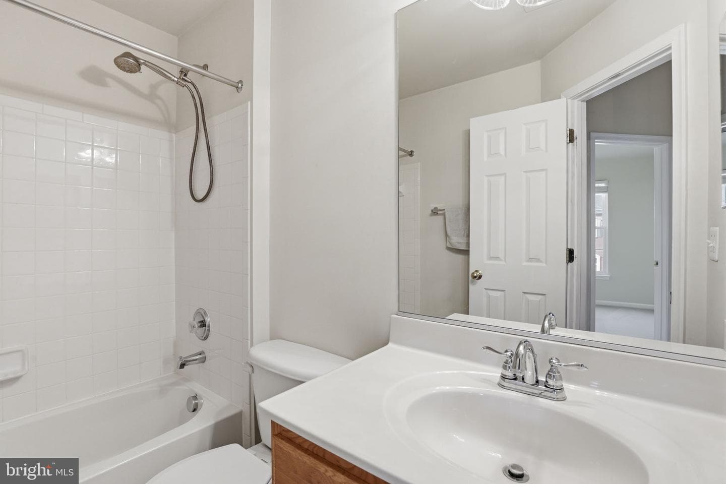 9814 Cheshire Ridge Circle photo 27